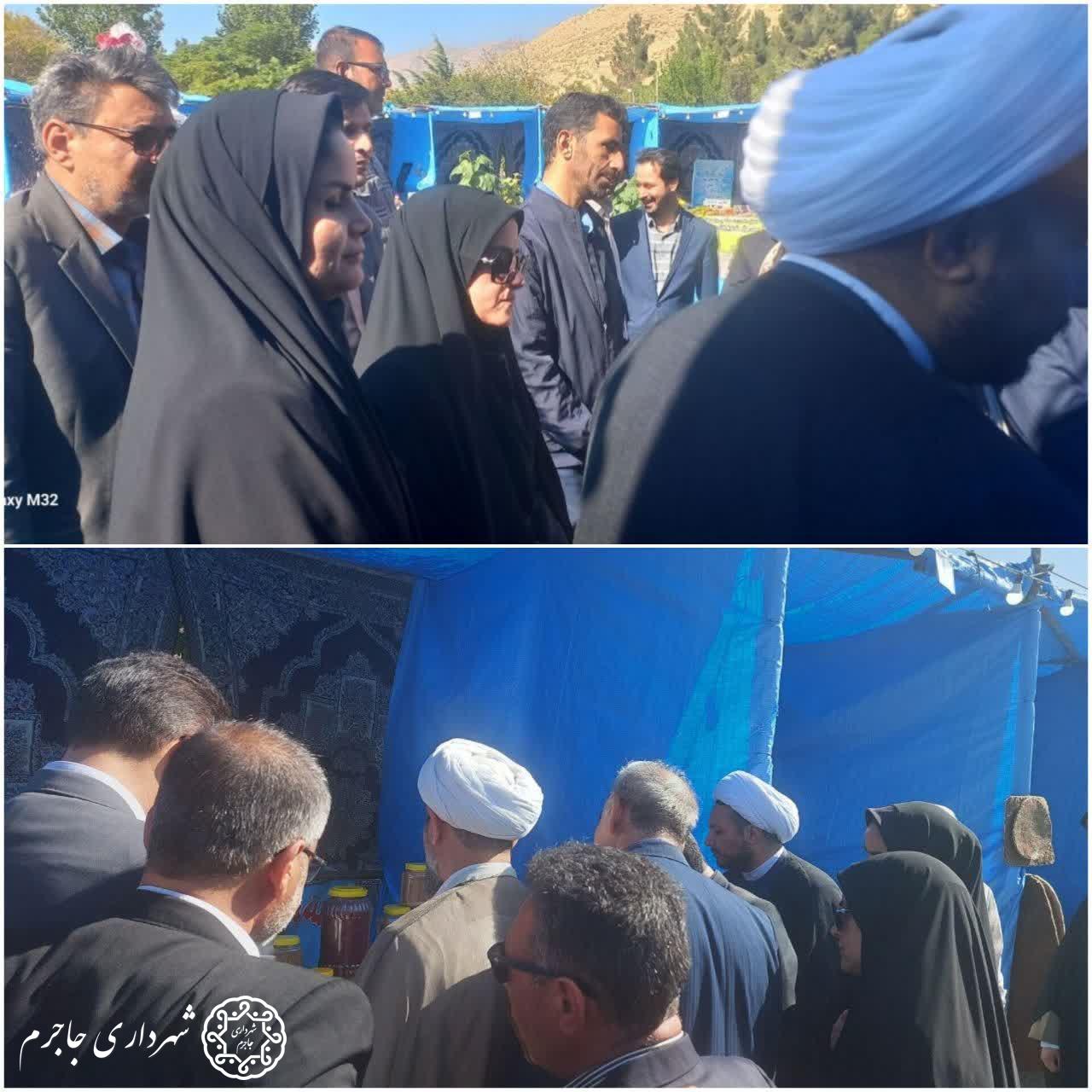 بازدید رئیس شورای شهرستان و عضو شورای اسلامی شهر جاجرم از بازارچه صنایع‌دستی شوقان
