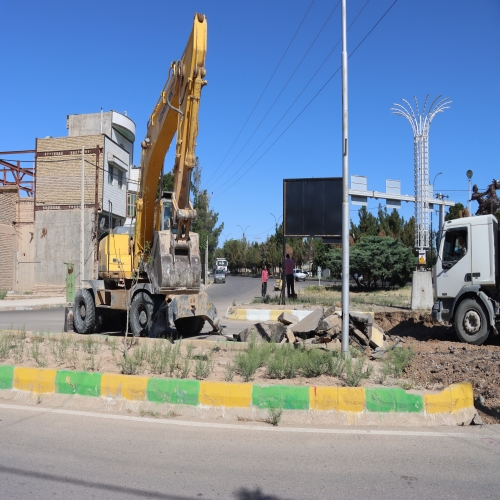 بهبود ایمنی و روان‌سازی ترافیک با اصلاح هندسی دو نقطه شهری